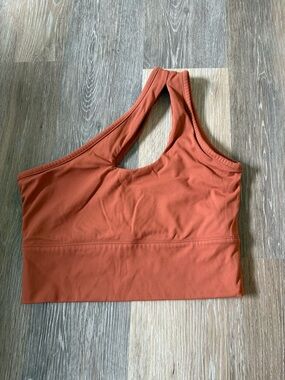 ILUS One-Shoulder Sports Bra & Leggings set